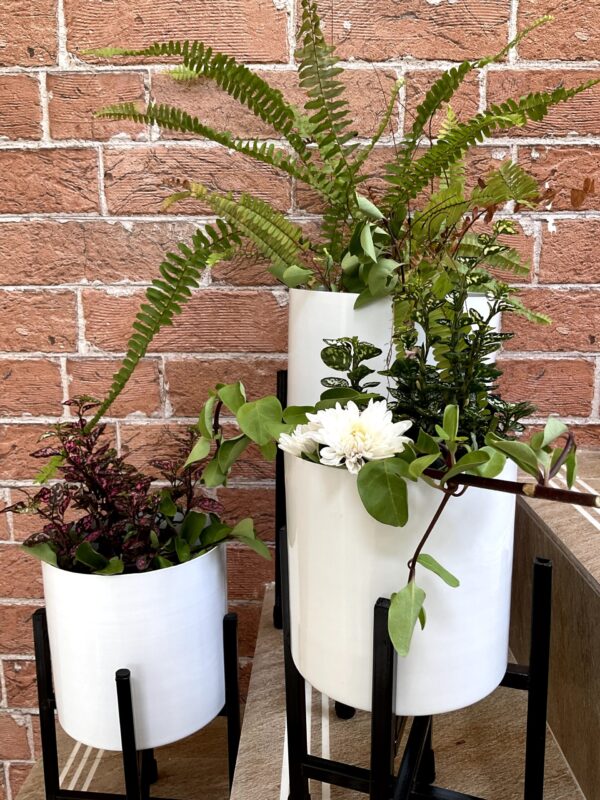 Aspen White planters (Set of 3) - Image 2